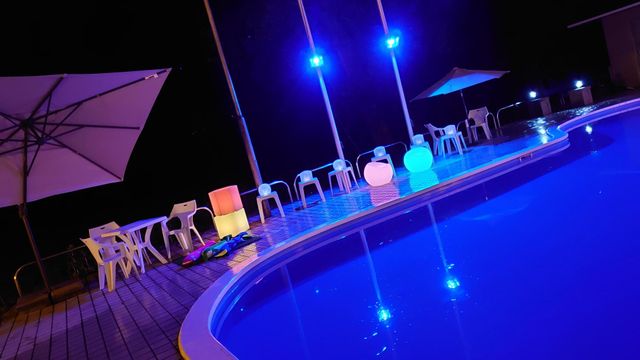 塩江温泉　ハイパーリゾート　ヴィラ塩江 ナイトプール